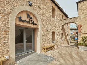 The Barrel Store - Hostel