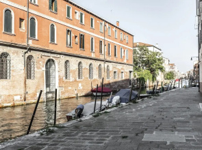 Elegant Fornasa Vecia Canal view R&R
