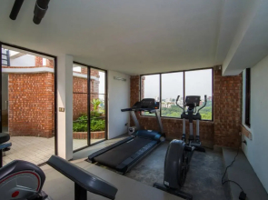 The Colonial Residence & Suites