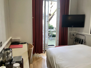 Rhodes Hotel