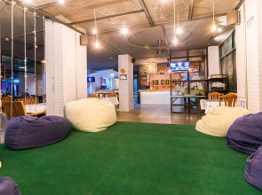 18 Coins Budget Hotel