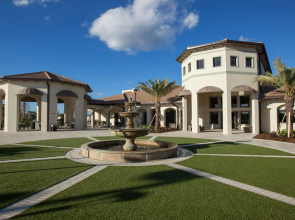 Bright 2BR Home in Championsgate Resort Near Disney