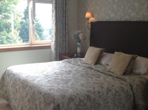 Craigmhor Lodge & Courtyard
