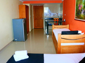 Apartment in Front of the Sea 1105B