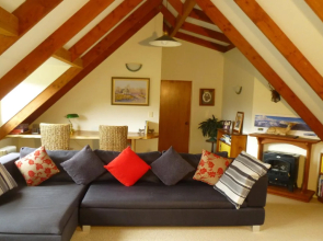 Cairnbrae House