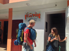 Hostal Zleeping