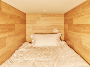 The Packer's Hostel
