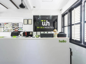 Wink @ Mosque Street