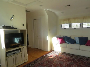 26 Whiteleys Way - Four Bedroom House