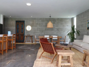 w Modern 4BR Villa With Private Pool in Paracas