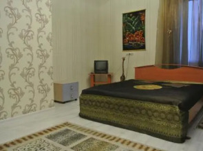 Dom U Naberezhnoy Hostel