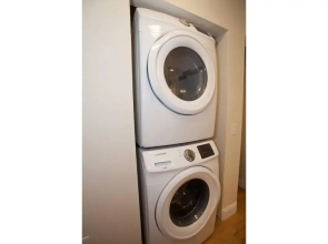 NEW 4 Bed 2 Full Bath Condo Near Back Bay