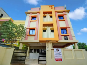 Goroomgo SR Palace Bhubaneswar