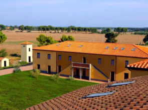 Stylish Apartment With AC and Terrace Near the Tuscan Coast