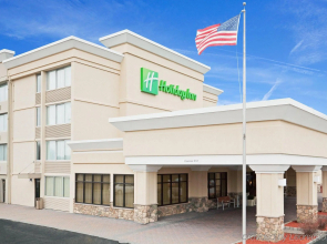 Holiday Inn & Suites Marlborough by IHG