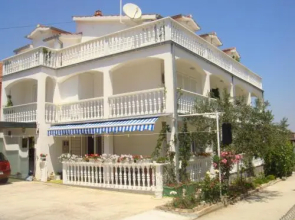 Deluxe Apartment Toni