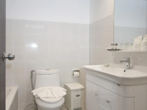 Pooh Beach Resort & Spa