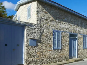Monadiko Rural House