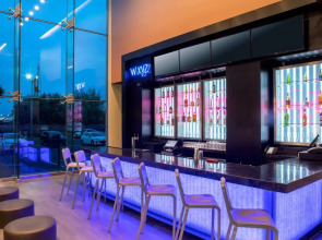 Aloft New York LaGuardia Airport