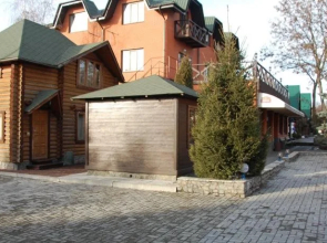Grebenky Hotel