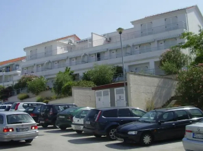 Apartments Laura