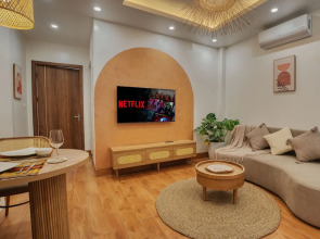 iRest Orange Tay Ho Lakeside Apartment