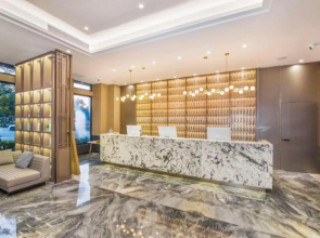 Yangjiang Jiangcheng Junyi Square Atour X Hotel
