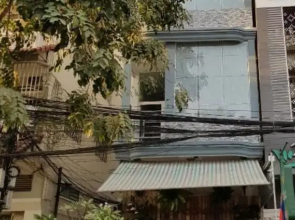 SKY Residence - 50m to Museum and Riverside