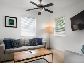 Paradise Inn Key West - Adults Only