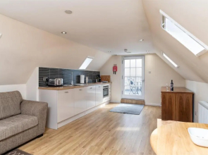 Victoria Court Suites