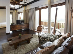 Boribot Pool Resort