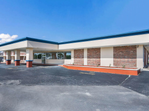 Econo Lodge Neenah