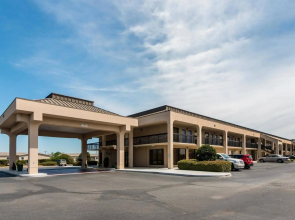 Dublin Inn and Suites