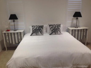 Cronulla Beach House B&B