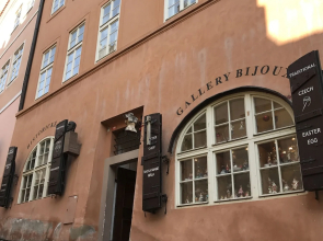 Royal View Apartments