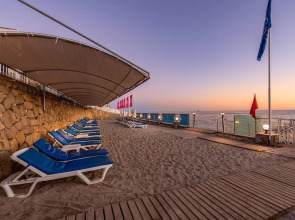 White City Beach - Adults Only