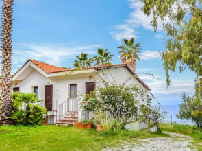 Beautiful Apartment in Briatico With 4 Bedrooms and Wifi