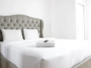 Pleasant and Comfy Studio Room at Emerald Towers Apartment