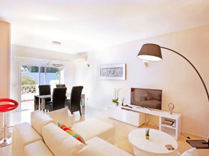 Apartment Pinos de Aloha