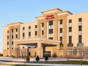 Hampton Inn & Suites Minooka