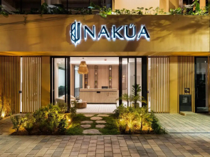 Nakúa Stay + Work