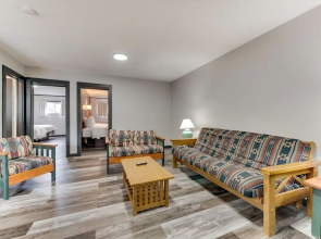 Dolores Mountain Inn