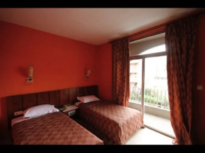 Double Room for 2 People
