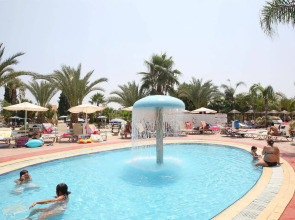 Tsokkos Gardens Hotel & Apartments