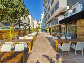 Royalisa City Apart Hotel