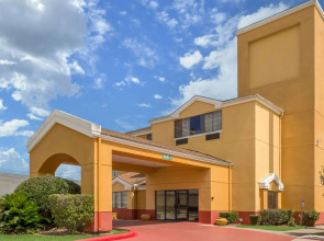 Quality Inn Baytown - Houston East