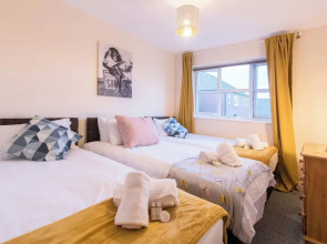 Derby Dream 2 Bed Apartment - Close to City Center