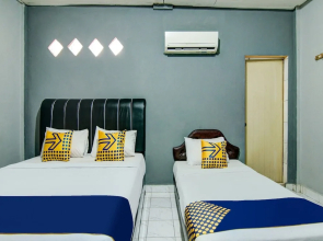 SPOT ON 2690 Hotel Tampan