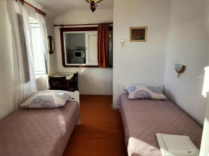 3 A beautiful apartment with a sea view