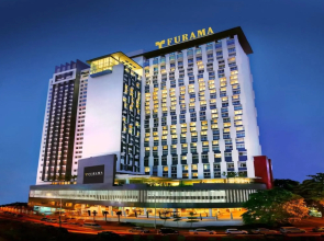 Luxury Service Suite At Taragon KL